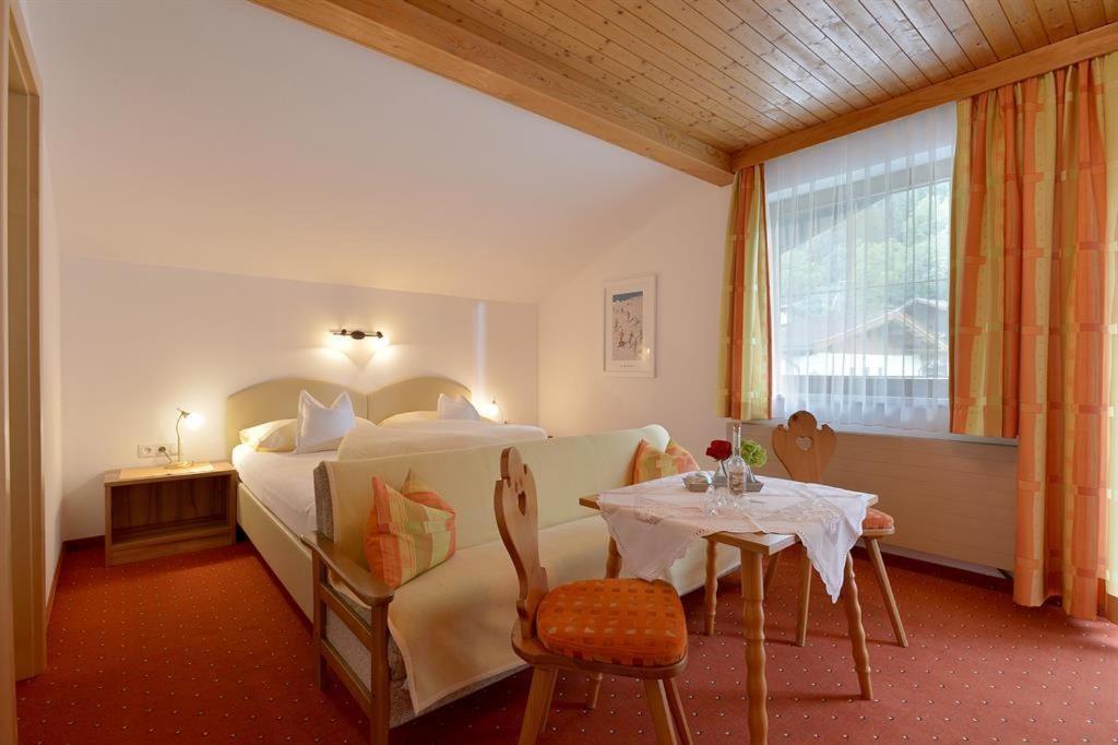 Landhaus Gredler Mayrhofen Extérieur photo